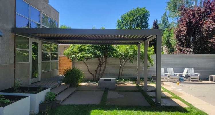 What’s the Difference Between Louvered Pergolas, Canopies, and Retractable Awnings?