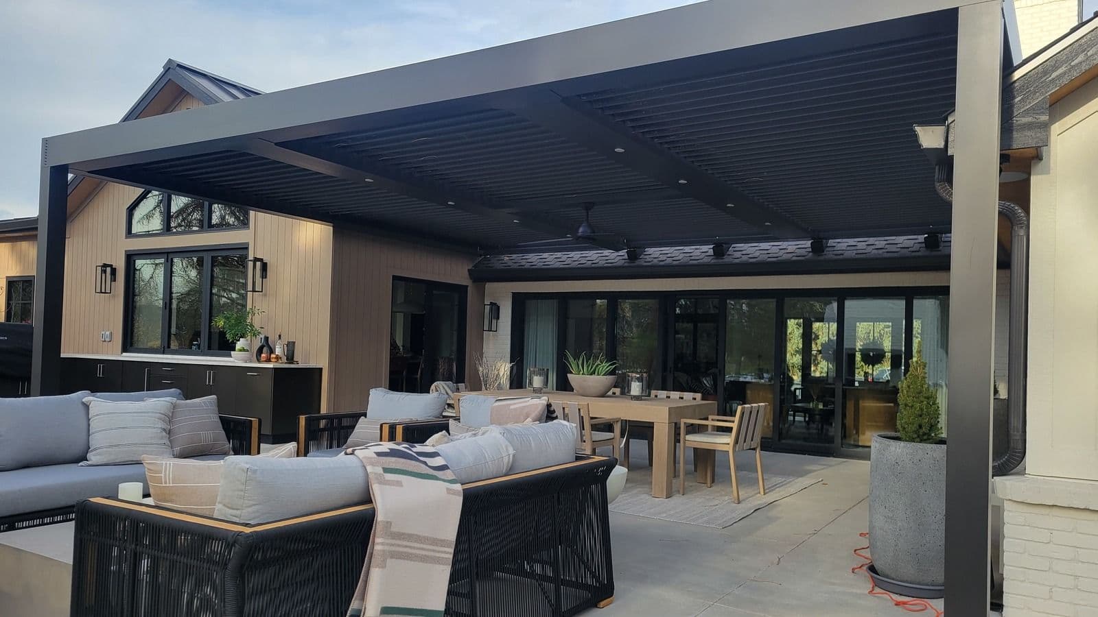 RESIDENTIAL PERGOLA Bow Mar 80123