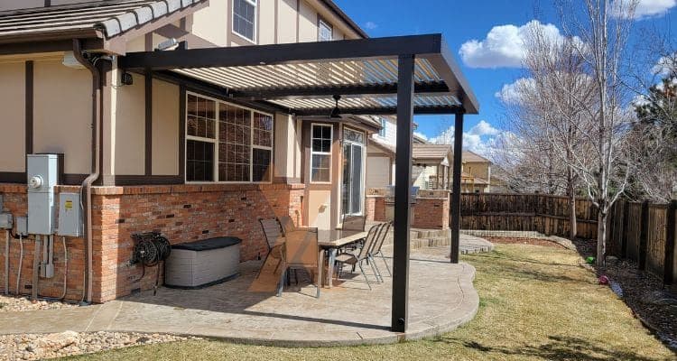 Renson Louvered Roof Pergolas VS StruXure Pergolas